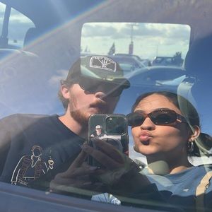 Meet your Posher, Vivian